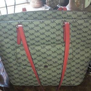 Micheal kors tote/media bag